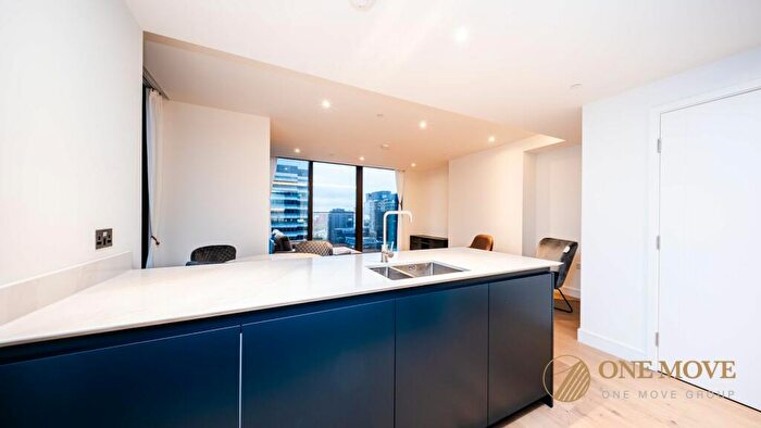2 Bedroom Apartment To Rent In Harcourt Tower, South Quay Plaza, Canary Wharf, E14