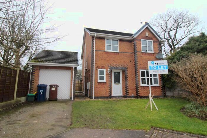4 Bedroom Detached House To Rent In Craigflower Court, Bamber Bridge, Preston PR5