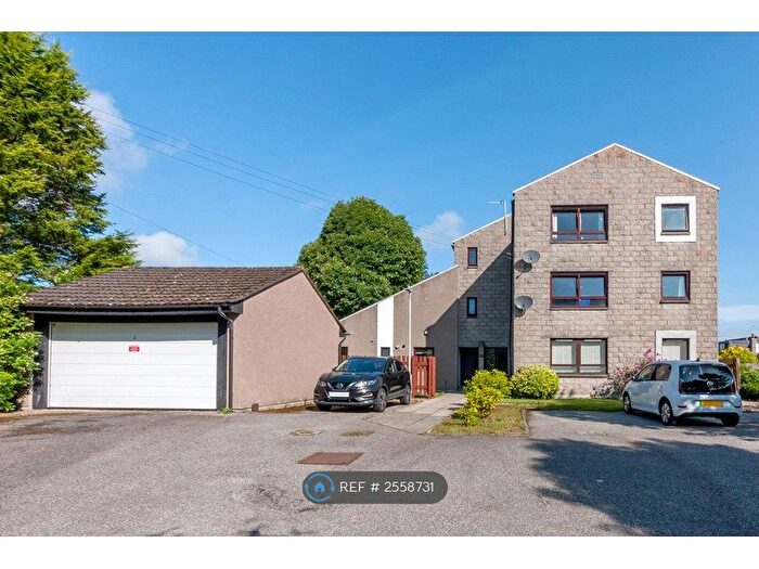 3 Bedroom Flat To Rent In Great Western Road, Aberdeen, AB10