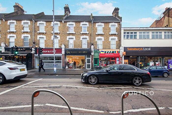 2 Bedroom Flat To Rent In High Road, London, E10