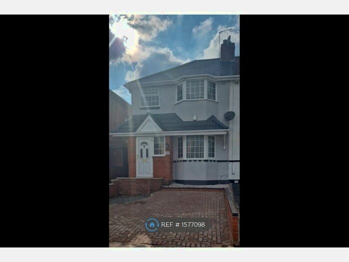 3 Bedroom Semi-Detached House To Rent In Henlow Rd, Birmingham, B14