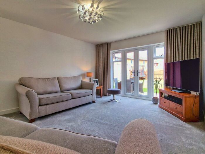 4 Bedroom Detached House For Sale In Cleavers Edge, Ampthill