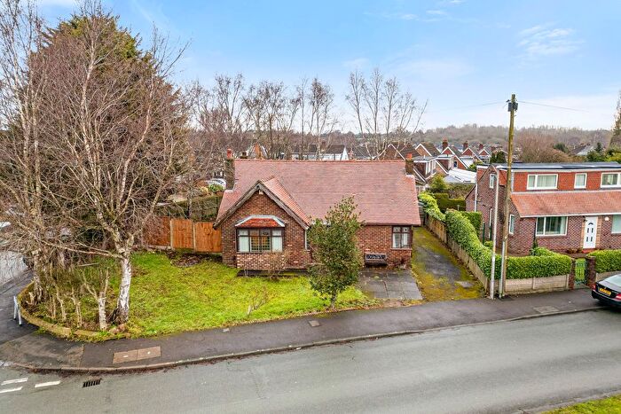 3 Bedroom Detached Bungalow For Sale In Ashton Heath, Ashton-In-Makerfield, WN4