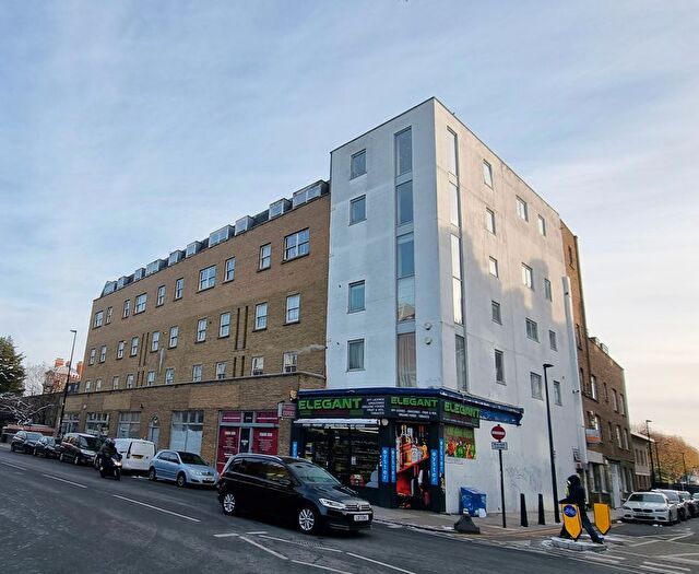 1 Bedroom Flat To Rent In Treadway Street, Bethnal Green, E2