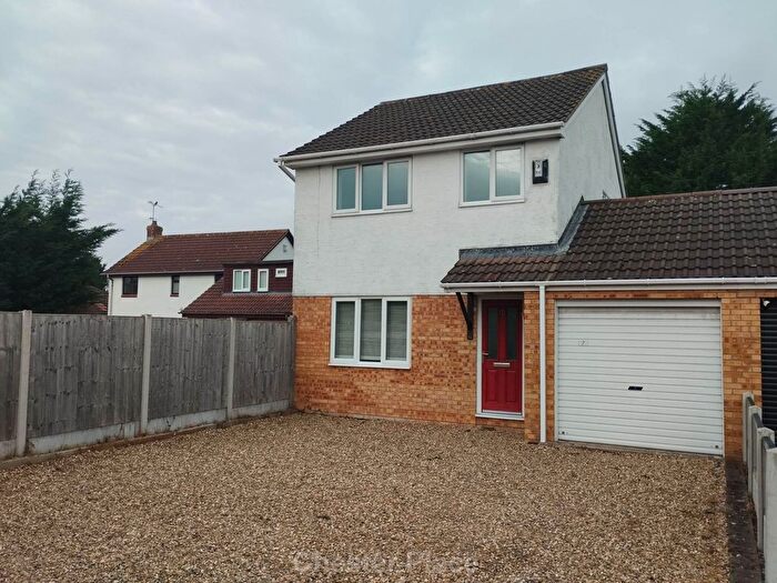 3 Bedroom Detached House To Rent In Lambourne Close, Great Sutton, CH66