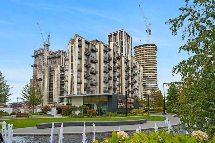 Garage / Parking To Rent In White City Living, White City, London W12