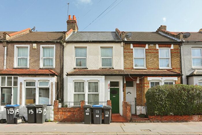 2 Bedroom Terraced House For Sale In Priory Road, Croydon, CR0