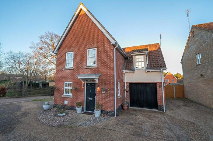 4 Bedroom Detached House For Sale In Pennycress Drive, Thetford, IP24