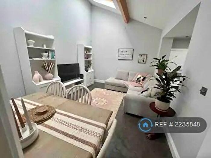 2 Bedroom End Of Terrace House To Rent In Monmouth Road, Bristol, BS7