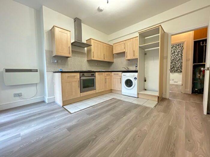 1 Bedroom Flat To Rent In Midland Road, Luton, LU2