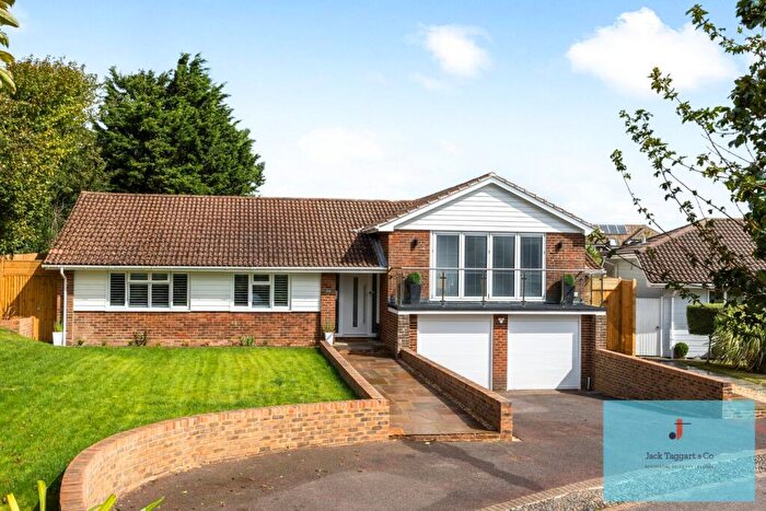 3 Bedroom Bungalow For Sale In Hilltop, Brighton, BN1
