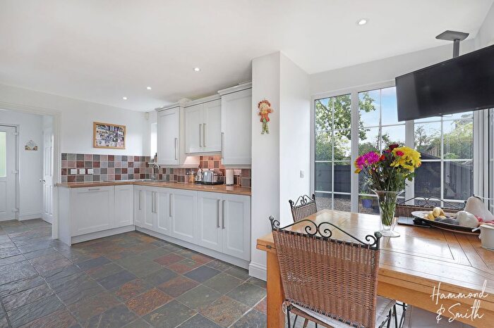 3 Bedroom Detached House For Sale In Bower Hill, Epping, CM16