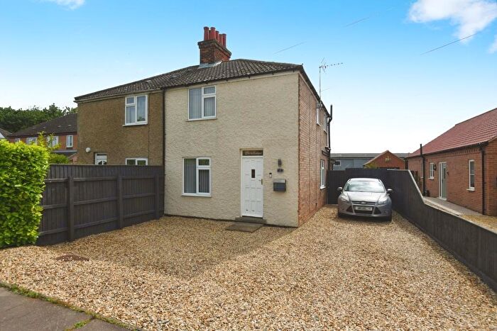 2 Bedroom Semi-Detached House For Sale In Ladys Drove, Emneth, Wisbech, PE14
