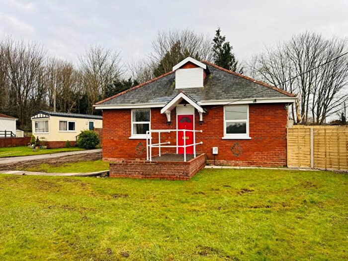 4 Bedroom Property To Rent In North Drive, Littleton, Winchester, SO22