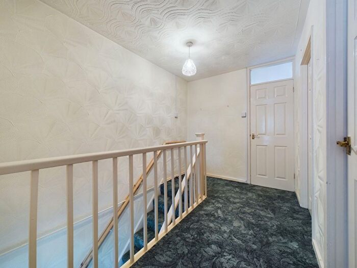 3 Bedroom End Of Terrace House For Sale In Gurnos Estate, Brynmawr, NP23