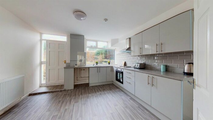 3 Bedroom Terraced House To Rent In West Road, Newcastle Upon Tyne NE5