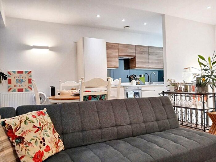 2 Bedroom Apartment To Rent In Upper King Street, Norwich, NR3