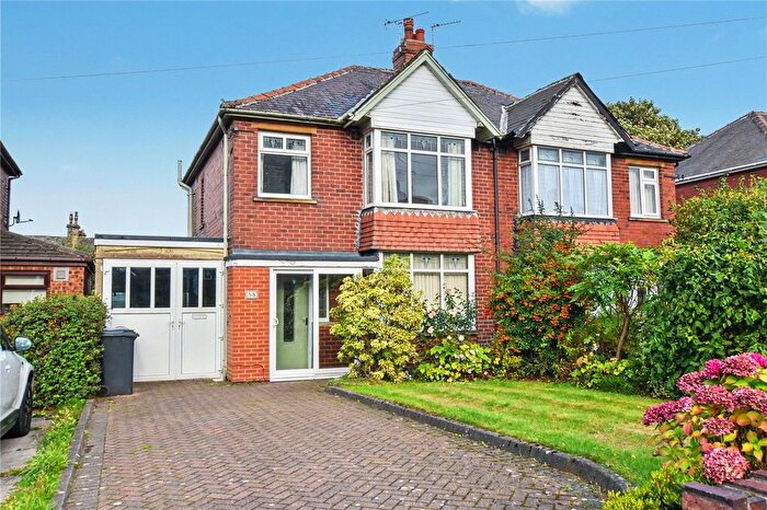 3 Bedroom Semi Detached House For Sale In Corporation Street, Morley, Leeds, West Yorkshire, LS27