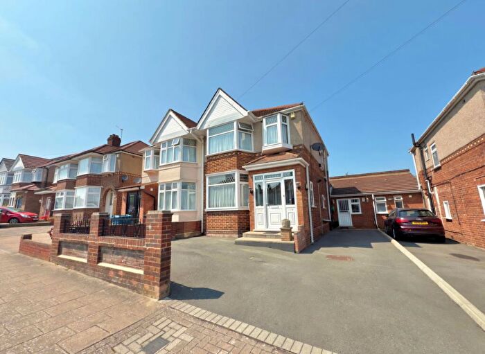 5 Bedroom Semi Detached House For Sale In Portland Crescent, Greater London, HA7