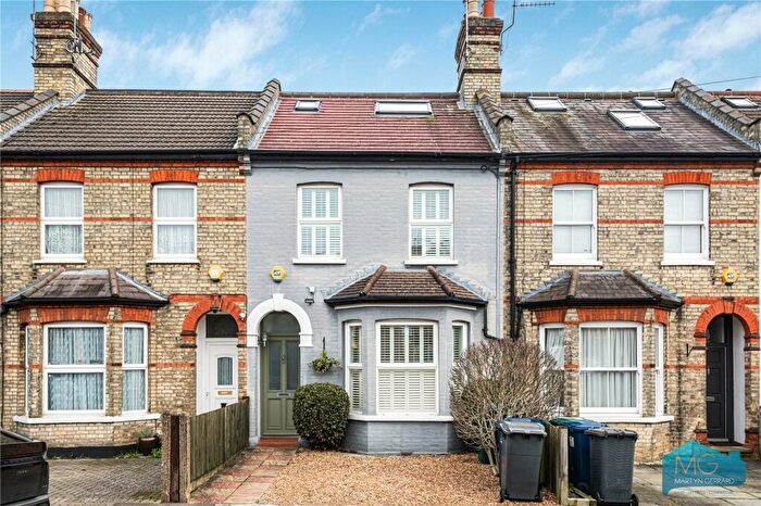 4 Bedroom Terraced House For Sale In Lancaster Road, Barnet, EN4
