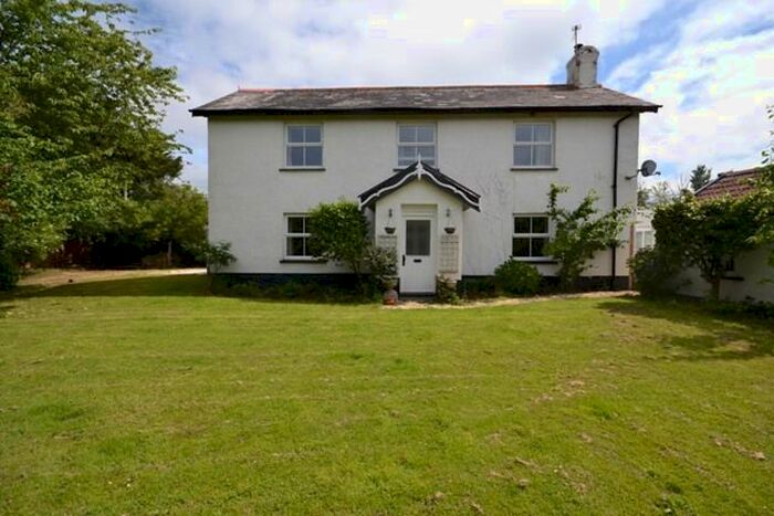 4 Bedroom Detached House To Rent In Station Road, Exeter, EX5