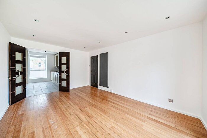 1 Bedroom Flat For Sale In Camden Walk, Angel, London, N1