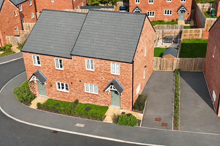 3 Bedroom Semi Detached House For Sale In Briar Road, Lutterworth, Leicestershire, Lutterworth, LE17