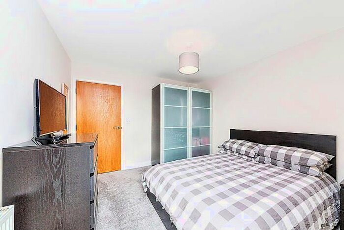 1 Bedroom Flat To Rent In Adriatic Apartment, Western Gateway, Royal Victoria, E16