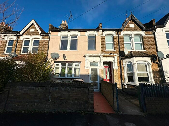 2 Bedroom Flat To Rent In Cairo Road, London, E17