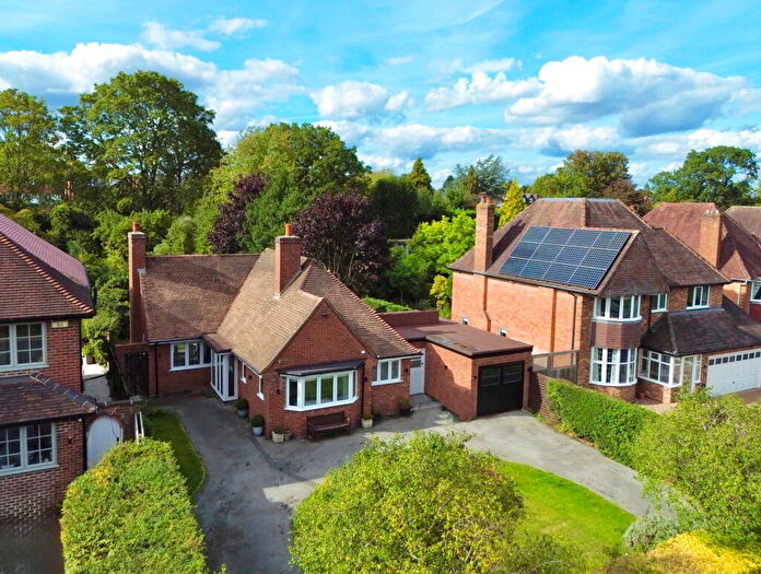 3 Bedroom Detached Bungalow For Sale In Buryfield Road, Solihull, B91