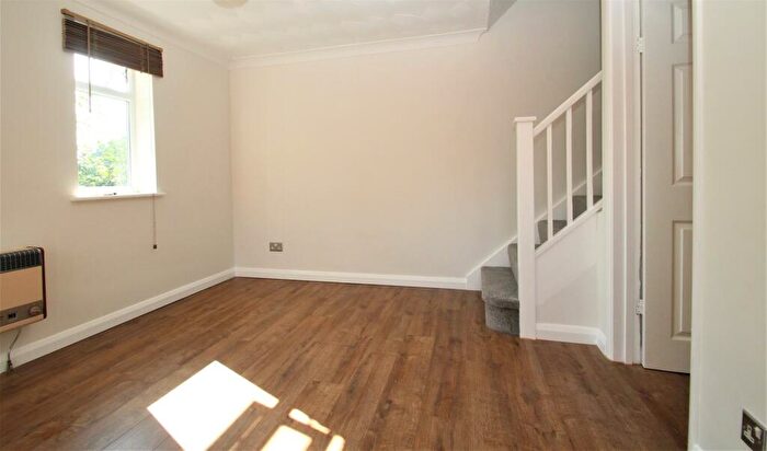 1 Bedroom Terraced House To Rent In The Shrubbery, Fields End, Hemel Hempstead, HP1