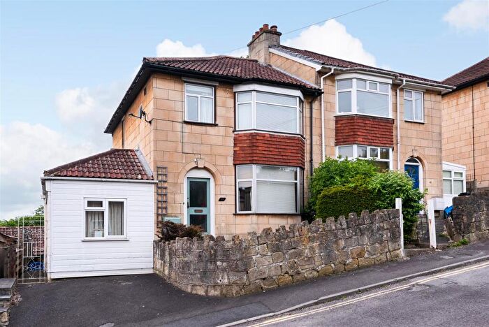 4 Bedroom End Of Terrace House To Rent In Upper East Hayes, Bath, BA1