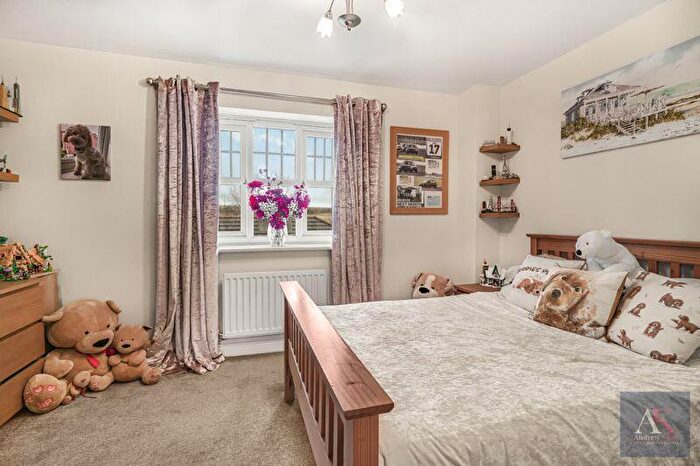 3 Bedroom Terraced House For Sale In Coppy Bridge Drive, Rochdale, OL16