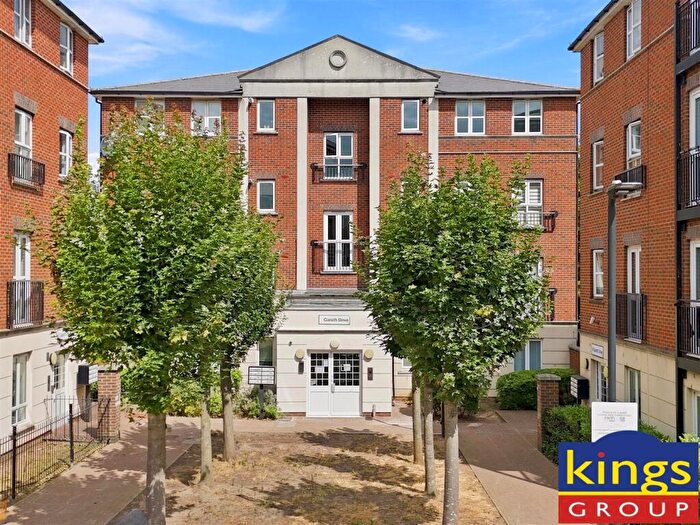 2 Bedroom Flat For Sale In Gareth Drive, Edmonton, N9