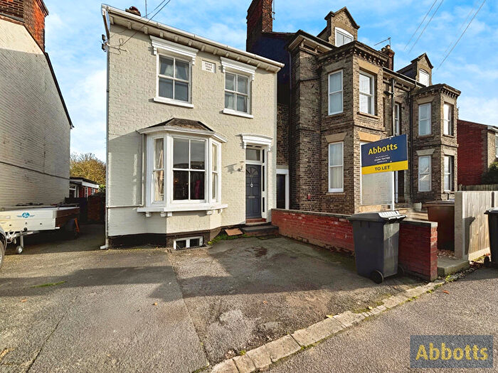3 Bedroom Terraced House To Rent In Fornham Road, Bury St Edmunds, IP32