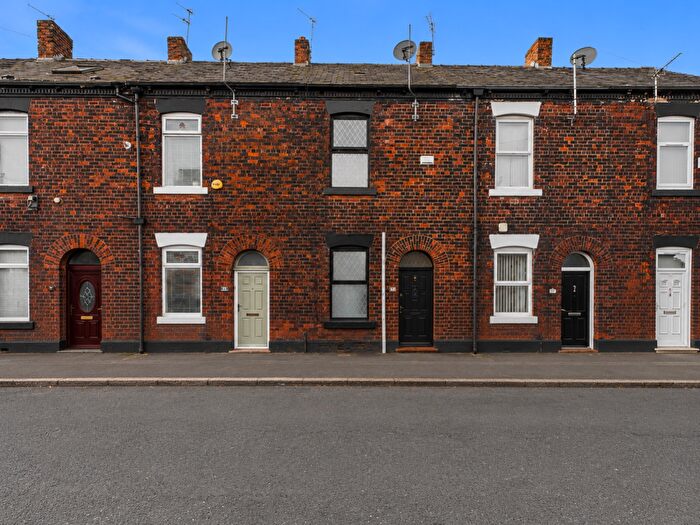 2 Bedroom Terraced House To Rent In Cheetham Hill Road, Dukinfield, SK16
