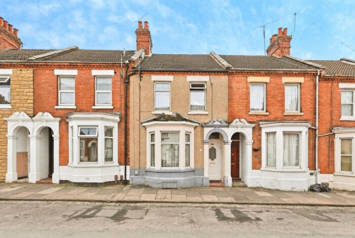 2 Bedroom Terraced House For Sale In Whitworth Road, Northampton, NN1