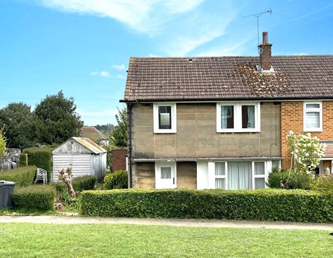 3 Bedroom Semi-Detached House For Sale In Strathmore Road, Whitwell, Hitchin, SG4