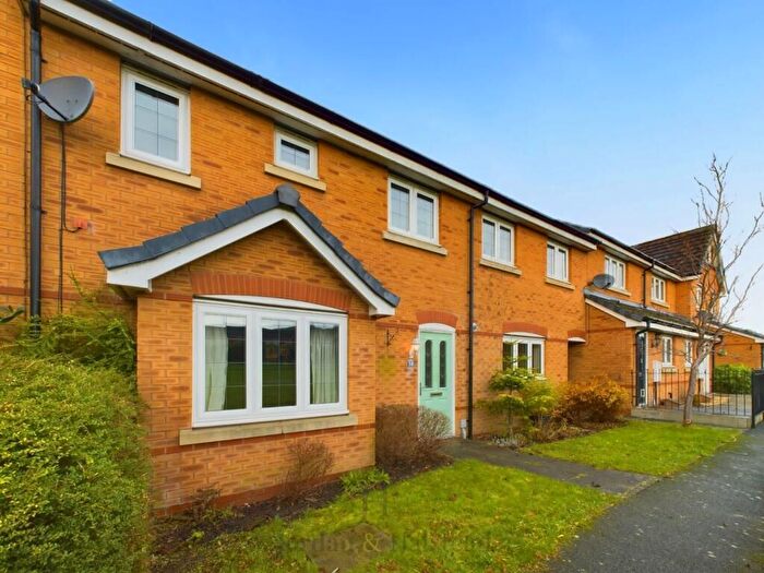 4 Bedroom Terraced House For Sale In Callender Gardens Helsby, Frodsham, Cheshire, WA6
