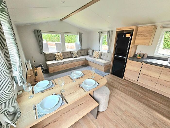 3 Bedroom Park Home For Sale In Warren Road, Dawlish Warren, Dawlish, EX7