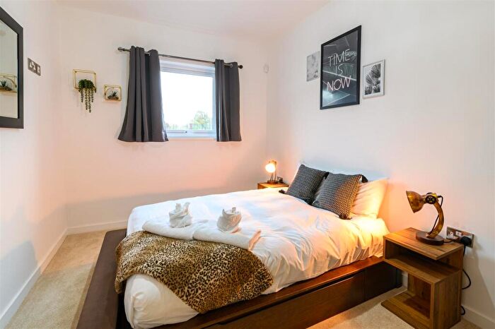 2 Bedroom Apartment For Sale In The Loom Building, Harrison Street, Manchester, M4
