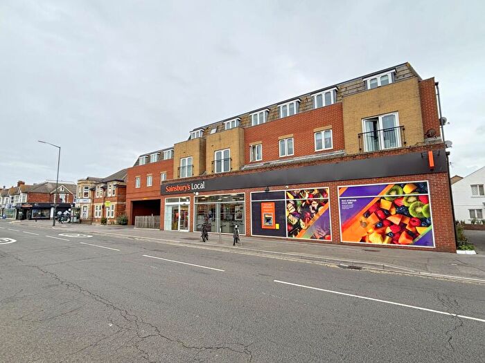 2 Bedroom Flat For Sale In Flat, Five-O-One, Wimborne Road, Bournemouth, Dorset, BH9