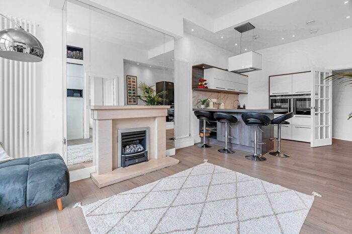 2 Bedroom Flat To Rent In Lothian Road, Central, Edinburgh, EH3