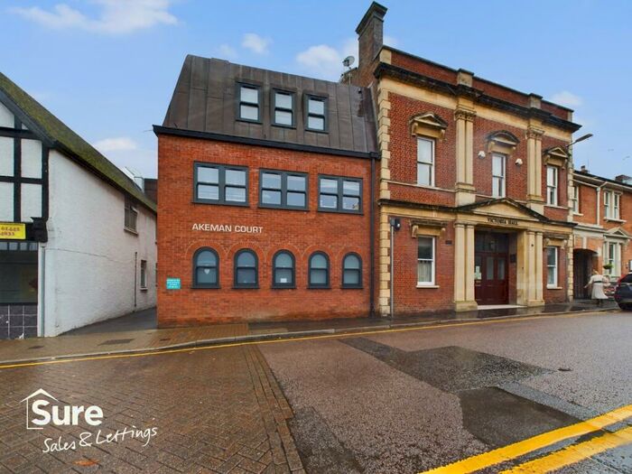 1 Bedroom Apartment To Rent In Akeman Court, Akeman Street, Tring, Hertfordshire, HP23