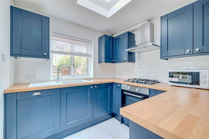4 Bedroom Terraced House To Rent In Homestead Road, London, SW6