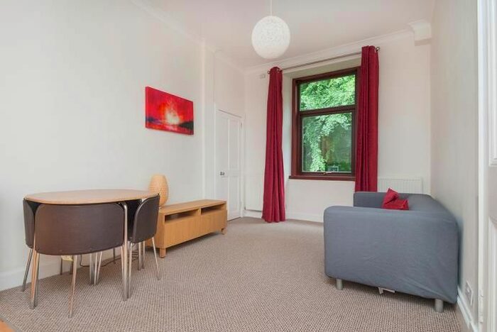 1 Bedroom Flat To Rent In Wardlaw Place, Edinburgh, EH11