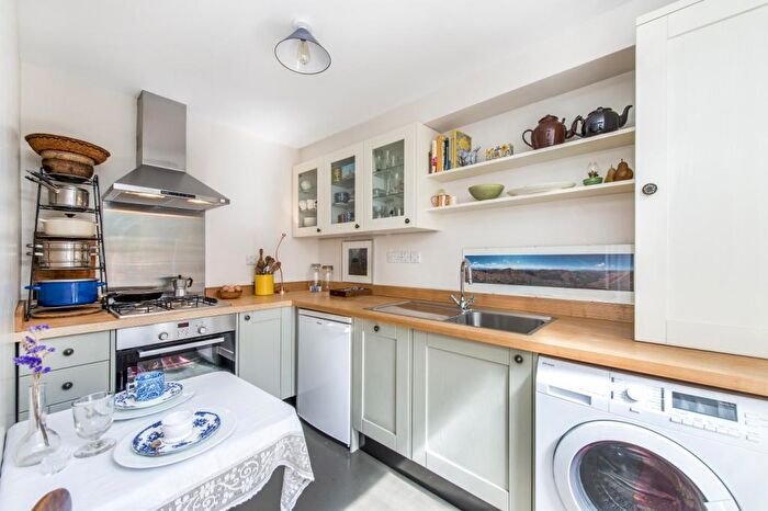 1 Bedroom Apartment To Rent In Railton Road, London, SE24