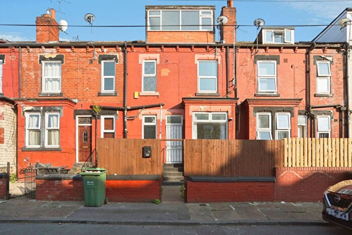 2 Bedroom Terraced House For Sale In Compton Crescent, Leeds, LS9