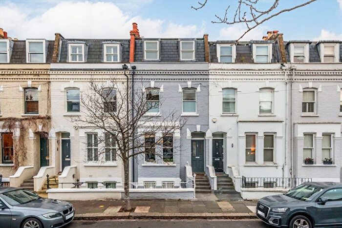 3 Bedroom Property To Rent In Kilmaine Road, Fulham, SW6