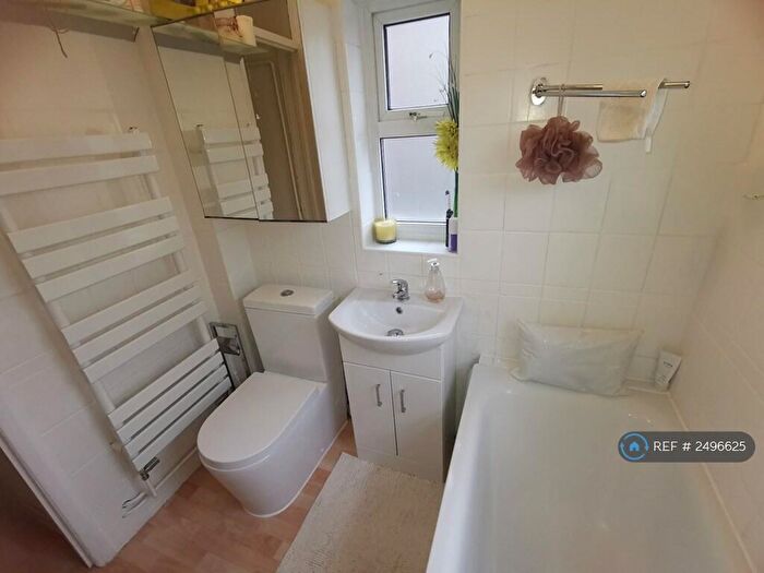 2 Bedroom Maisonette To Rent In Totton Road, Thornton Heath, CR7